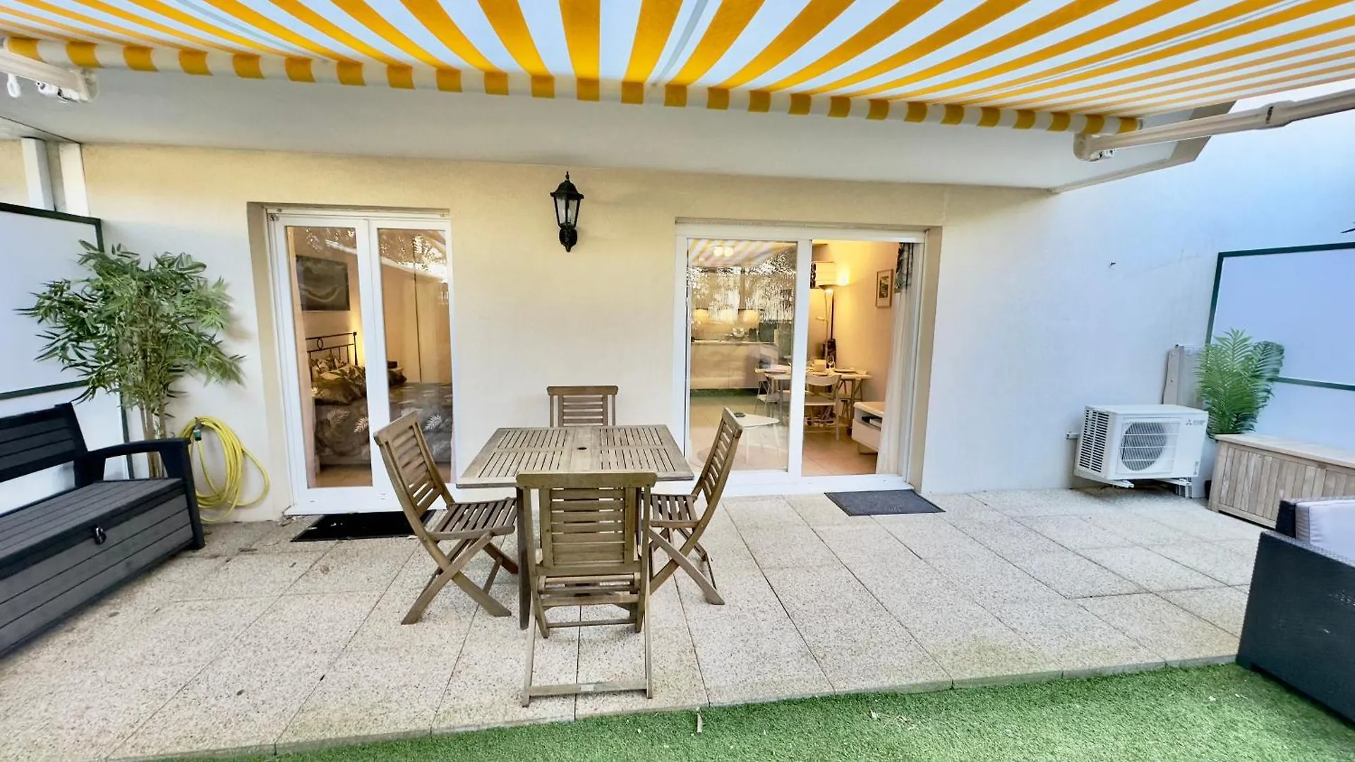 Regent Cote D'Azur Air-Conditioned, Pool, Garden & Parking Villeneuve-Loubet