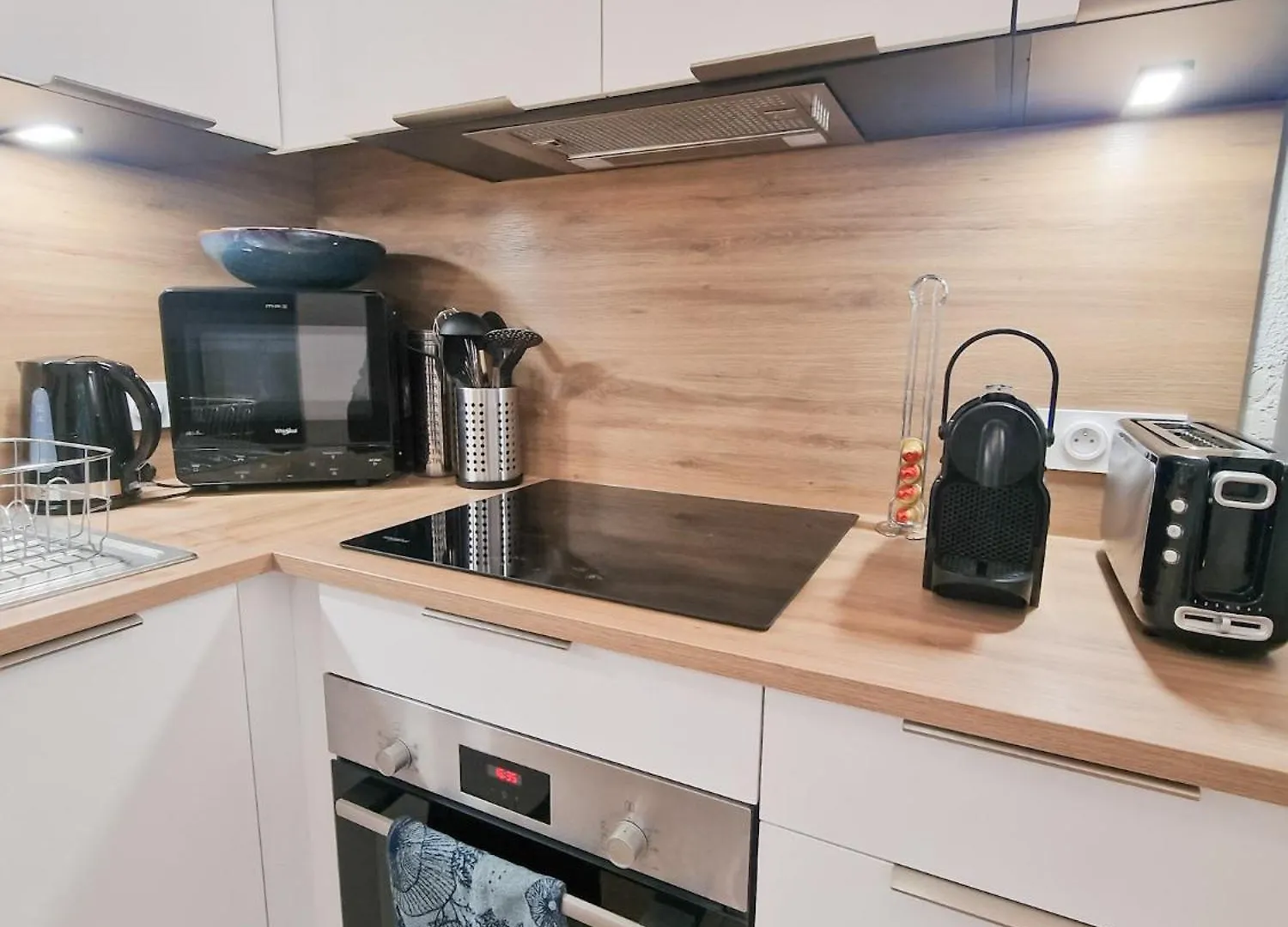 Apartment Regent Cote D'Azur Air-Conditioned, Pool, Garden & Parking Villeneuve-Loubet France