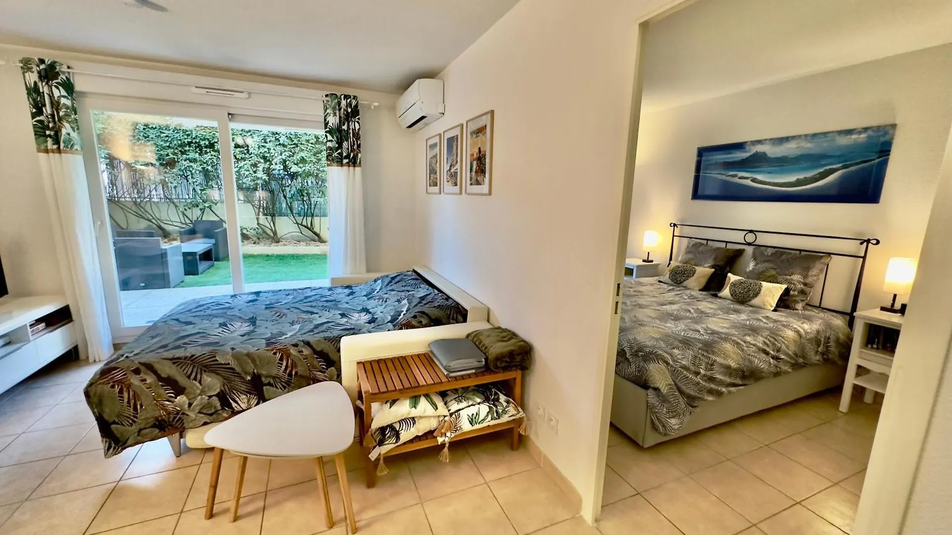 Regent Cote D'Azur Air-Conditioned, Pool, Garden & Parking Villeneuve-Loubet 0*,  France