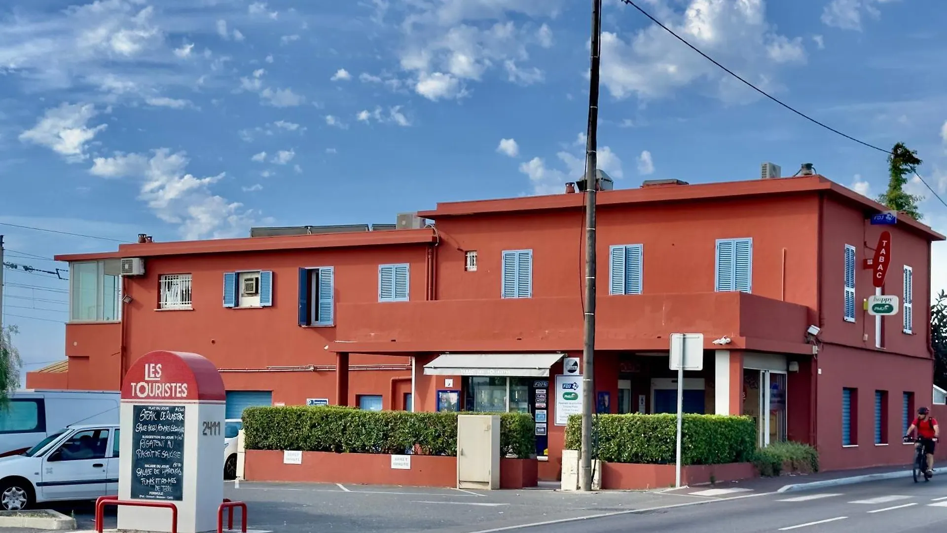 Regent Cote D'Azur Air-Conditioned, Pool, Garden & Parking Villeneuve-Loubet