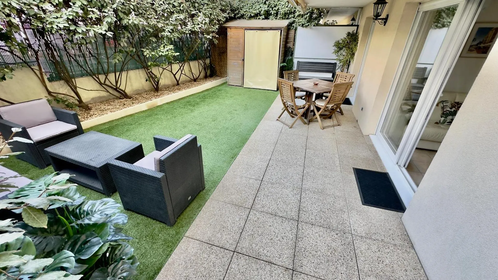Regent Cote D'Azur Air-Conditioned, Pool, Garden & Parking Villeneuve-Loubet France